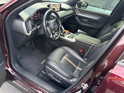 Certified 2024 MAZDA CX-90 3.3 Turbo w/ Premium Plus Pkg AWD/4WD image 13