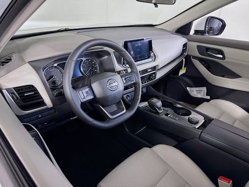 New 2026 Nissan Rogue SV image 9