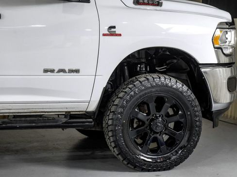 Used 2022 RAM 2500 Tradesman w/ Chrome Appearance Group image 7