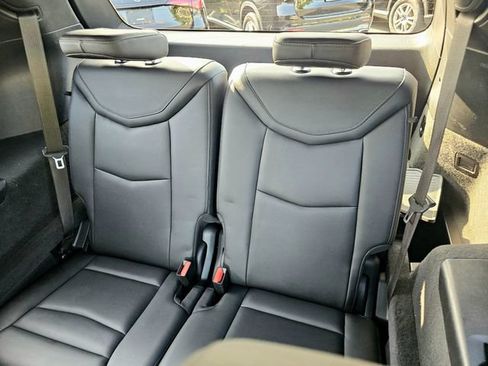 Used 2021 Cadillac XT6 Premium Luxury AWD/4WD image 26