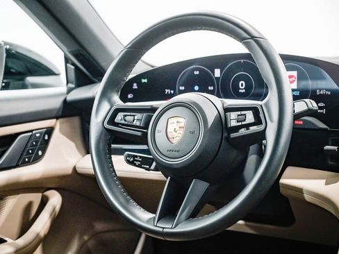 Used 2023 Porsche Taycan 4 Cross Turismo image 16