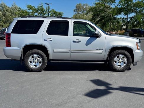 Used 2013 Chevrolet Tahoe LT w/ Luxury Package AWD/4WD image 8