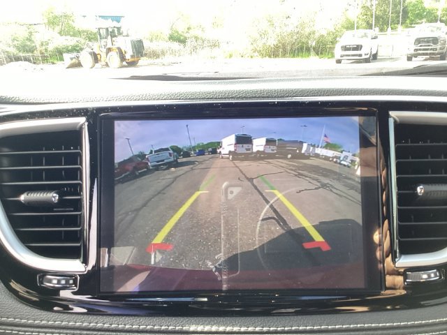 New 2027 Chrysler Pacifica Select FWD image 18