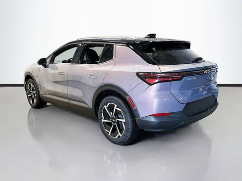 New 2026 Chevrolet Equinox EV LT FWD image 6