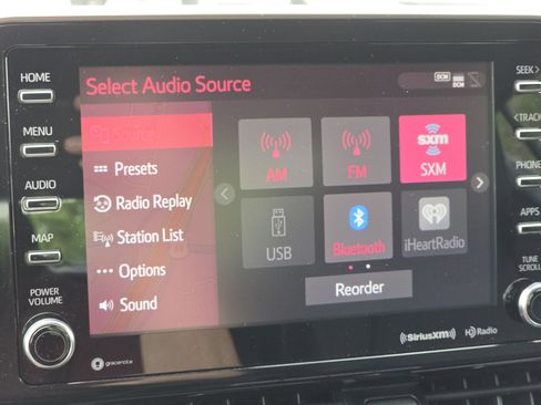Used 2019 Toyota C-HR Limited FWD image 29