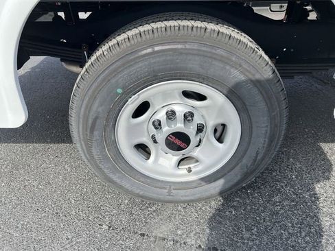 New 2025 GMC Savana 3500 w/ Power Convenience Package image 29