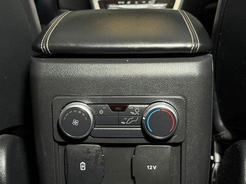 Used 2020 Ford Explorer XLT w/ Equipment Group 202A RWD image 23