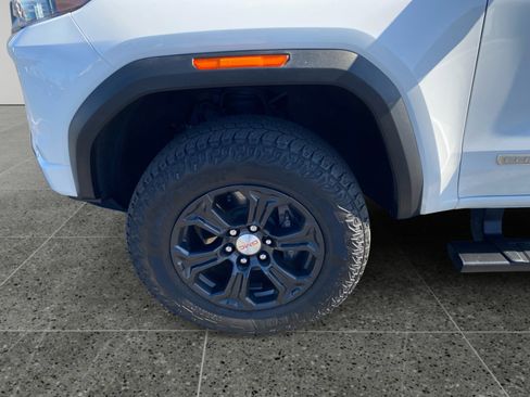 Used 2023 GMC Canyon Elevation w/ Elevation Premium Package image 14