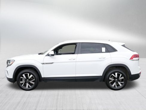Certified 2023 Volkswagen Atlas Cross Sport SE AWD/4WD image 4