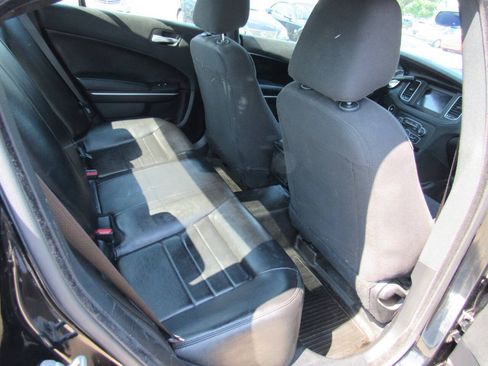 Used 2019 Dodge Charger Police RWD image 24