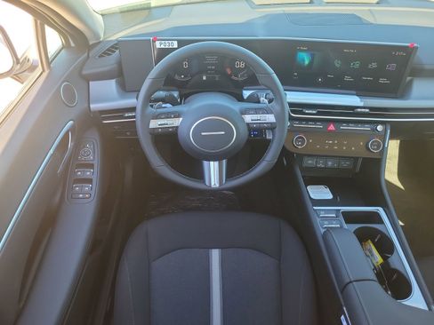 New 2026 Hyundai Sonata SEL FWD image 7