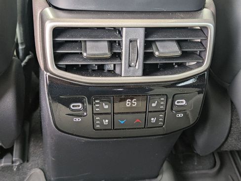 Certified 2025 Lexus RX 350 w/ Luxury Package image 25