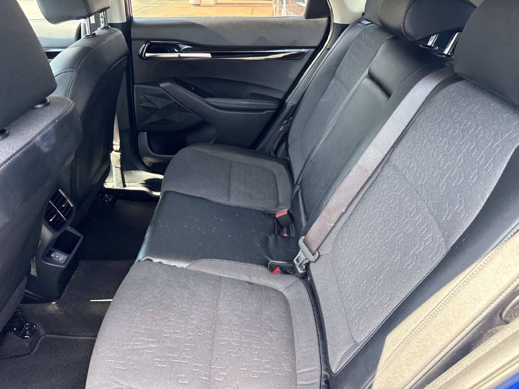Used 2024 Kia Seltos S AWD/4WD image 15