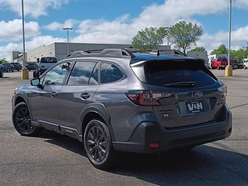Used 2025 Subaru Outback Onyx Edition AWD/4WD image 21