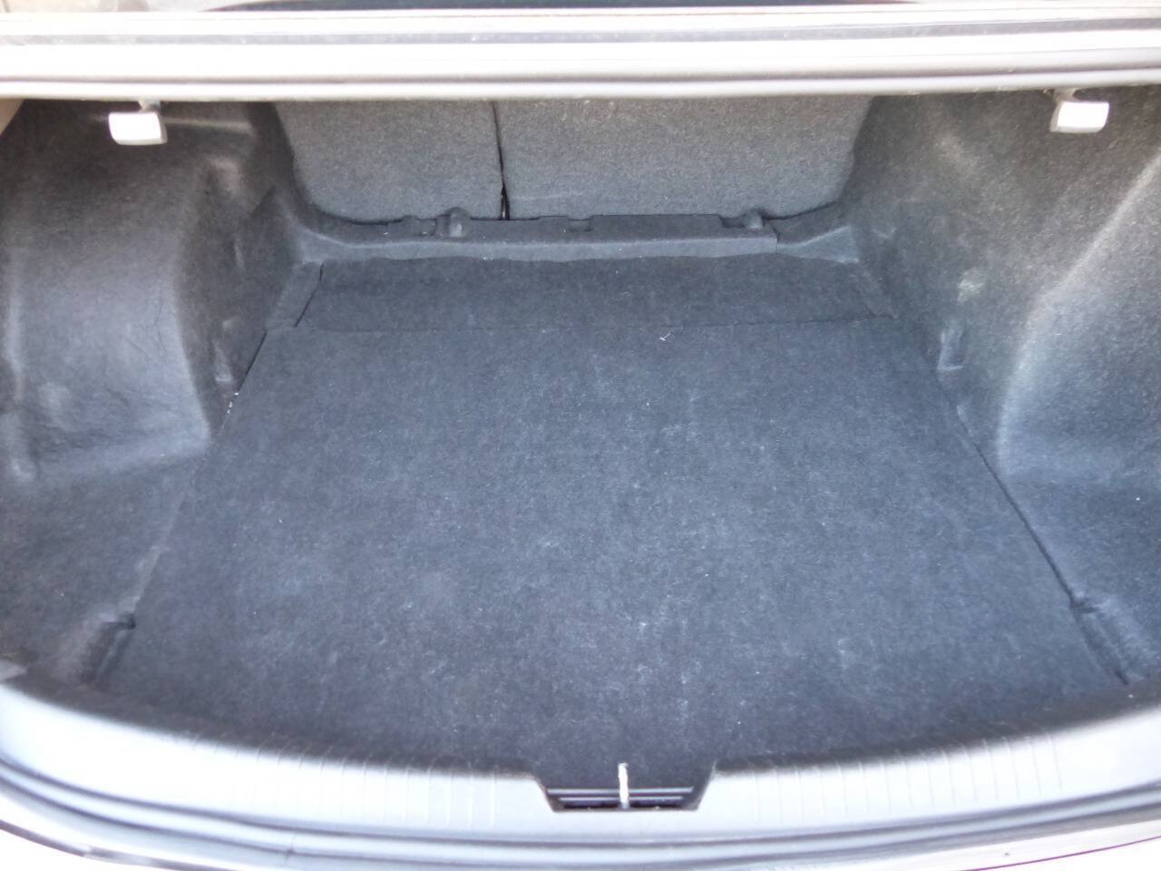 Used 2022 Chevrolet Malibu LS FWD image 23
