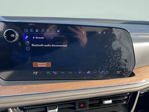 Certified 2025 Chevrolet Tahoe High Country AWD/4WD image 14