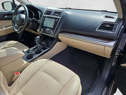 Used 2018 Subaru Outback 3.6R Limited AWD/4WD image 22