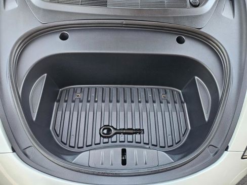 Used 2023 Tesla Model 3 Standard Range image 25