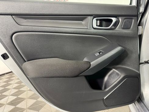 Used 2025 Honda Civic Sport image 39