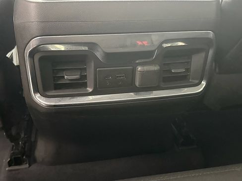Used 2019 GMC Sierra 1500 SLT w/ SLT Premium Package AWD/4WD image 27