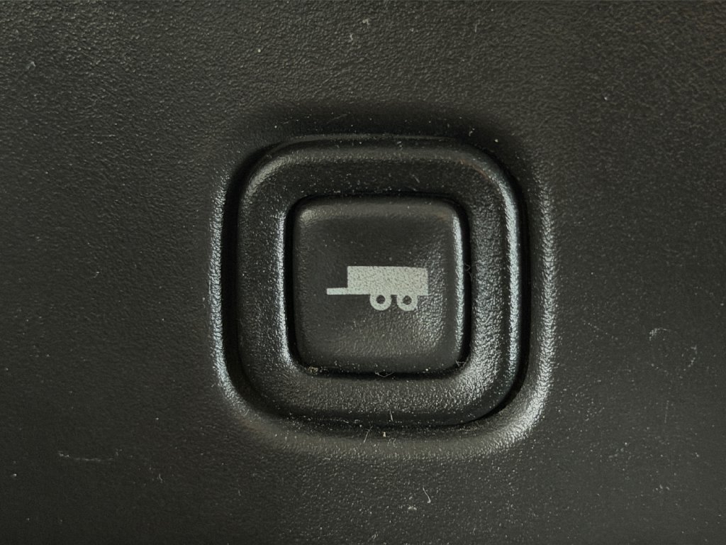Used 2019 Chevrolet Express 3500 LS RWD image 23