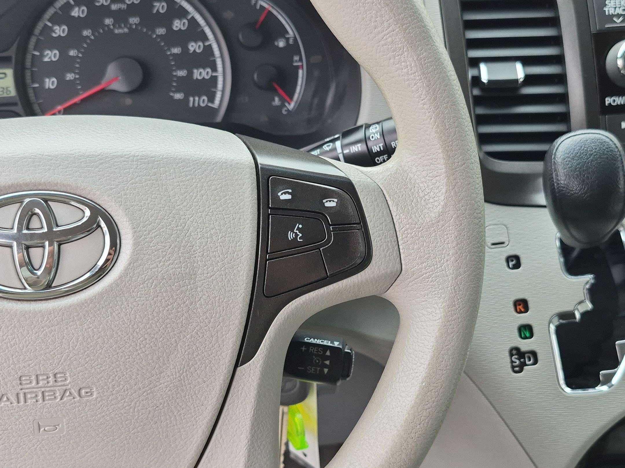 Used 2014 Toyota Sienna LE FWD image 20