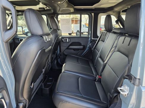 Used 2024 Jeep Wrangler Sahara w/ Safety Group image 15