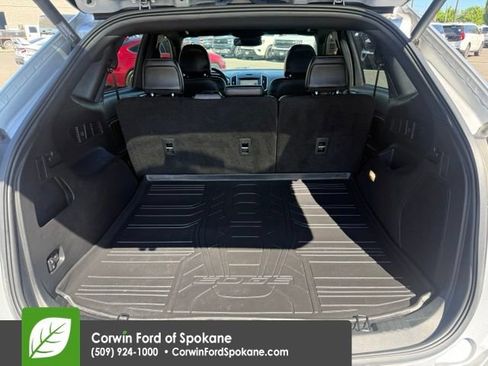 Used 2019 Ford Edge ST w/ Equipment Group 401A AWD/4WD image 19