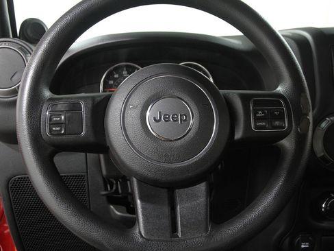 Used 2014 Jeep Wrangler Sport image 7