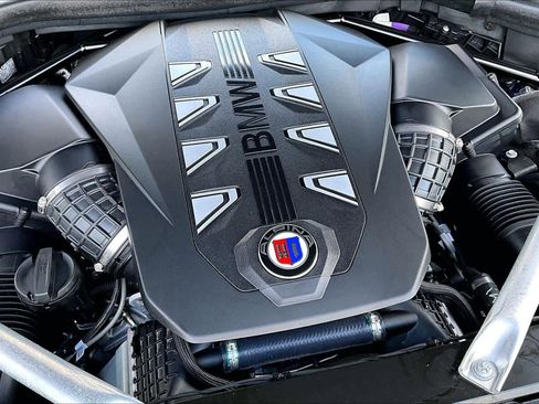 Certified 2024 BMW ALPINA XB7 AWD/4WD image 35