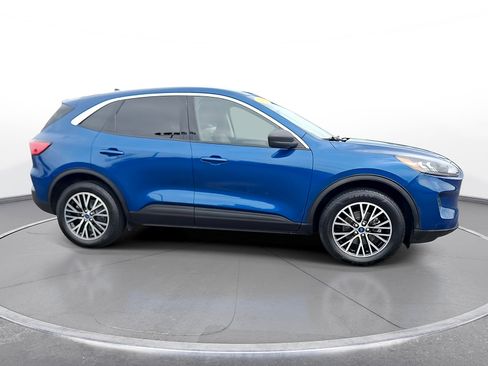Used 2022 Ford Escape SE FWD image 9