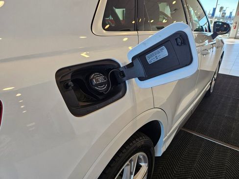 Used 2020 Audi Q3 2.0T Premium Plus w/ Premium Plus Package image 31