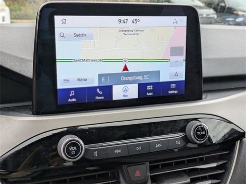 Used 2021 Ford Escape SE w/ SE Sport Appearance Package image 22