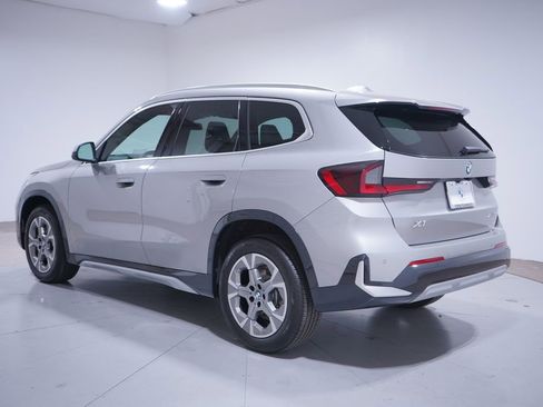 Used 2026 BMW X1 xDrive28i AWD/4WD image 3