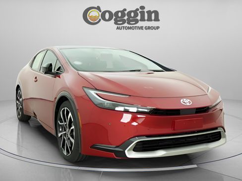New 2026 Toyota Prius Plug-In Hybrid image 28