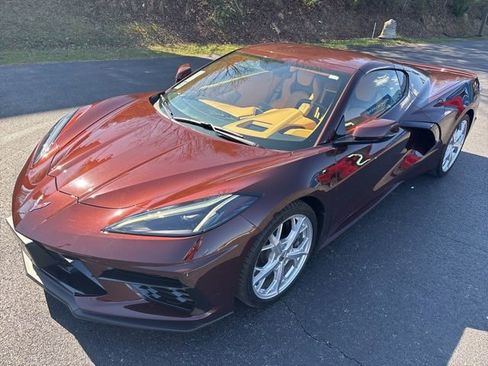 Used 2022 Chevrolet Corvette Stingray Premium Cpe w/ Z51 Performance Package image 9