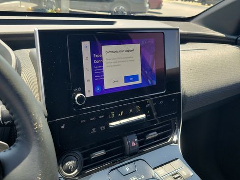 Certified 2024 Subaru Solterra AWD/4WD image 28
