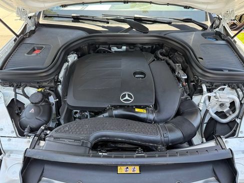 Certified 2022 Mercedes-Benz GLC 300 image 20