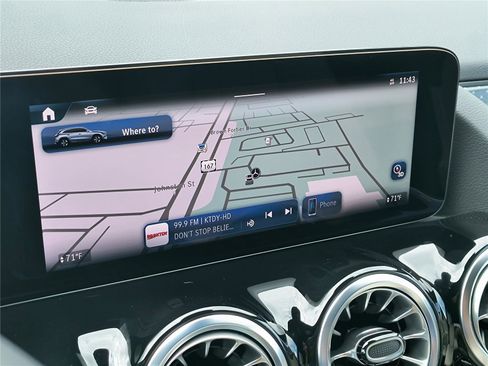 New 2025 Mercedes-Benz GLA 250 image 27