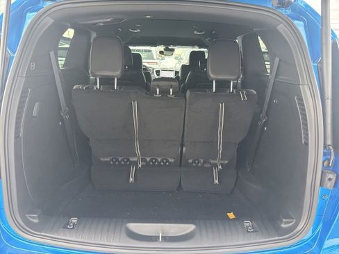 New 2026 Chrysler Pacifica Select image 16