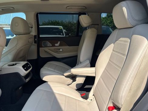 Used 2020 Mercedes-Benz GLS 450 4MATIC image 35