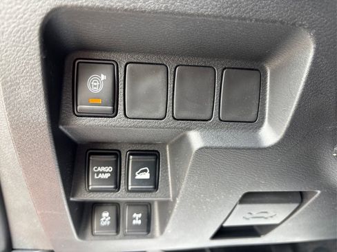 Certified 2025 Nissan Frontier PRO-4X image 34