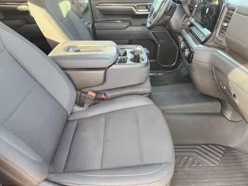 Used 2025 Chevrolet Silverado 1500 LT w/ Z71 Off-Road Package image 20