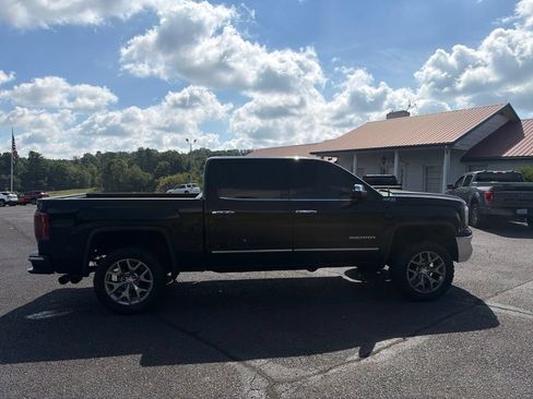 Used 2018 GMC Sierra 1500 SLT w/ SLT Premium Package AWD/4WD image 11
