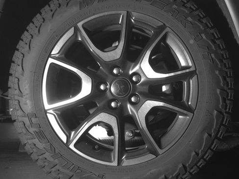 Used 2025 Jeep Compass Trailhawk AWD/4WD image 15