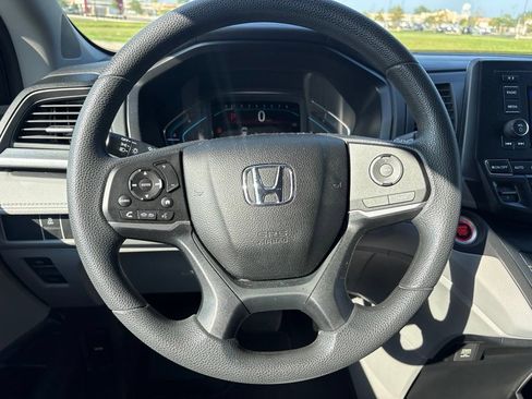 Used 2018 Honda Odyssey LX image 20