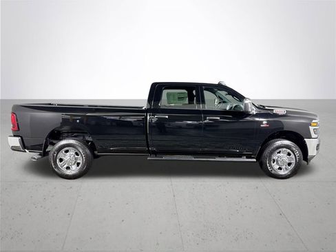New 2026 RAM 3500 Tradesman AWD/4WD image 5