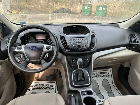Used 2014 Ford Escape SE AWD/4WD image 23