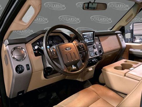 Used 2014 Ford F250 Lariat w/ Chrome Package image 18