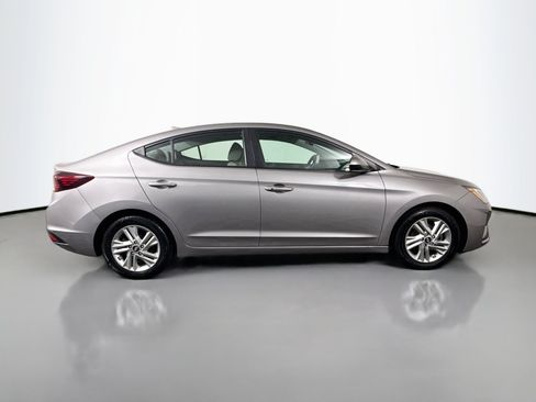 Used 2020 Hyundai Elantra Value Edition FWD image 11
